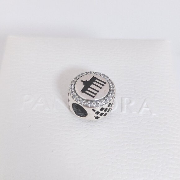 Pandora Berlin Bear Travel Vacation Charm Bead S925 Silver with box - Picture 7 of 7